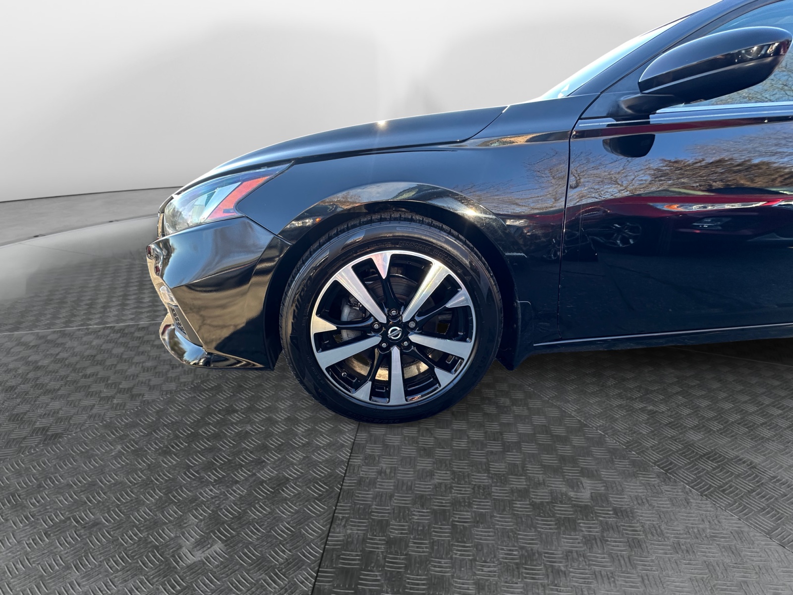 2019 Nissan Altima SR - Photo 27
