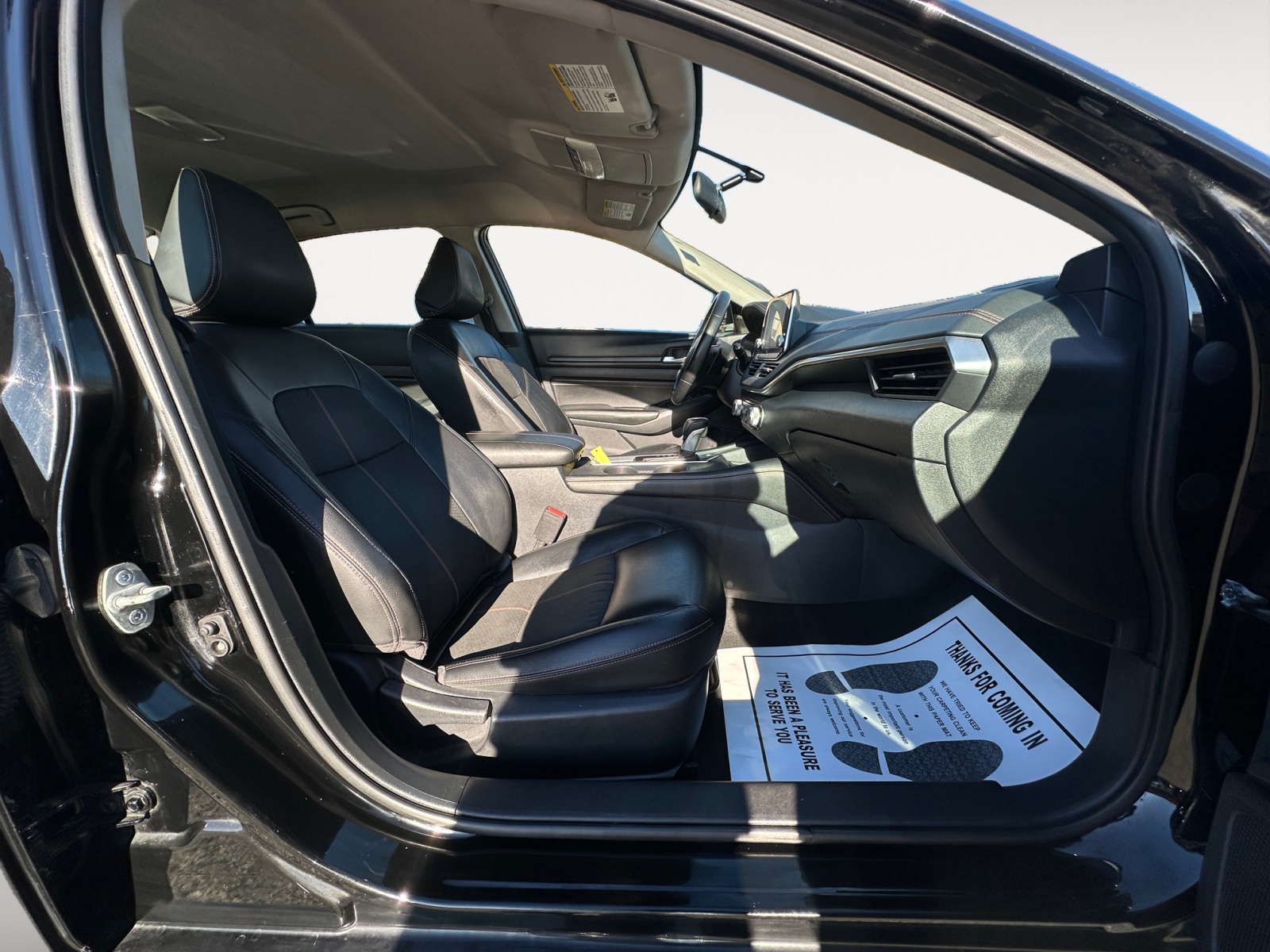 2019 Nissan Altima SR - Photo 29