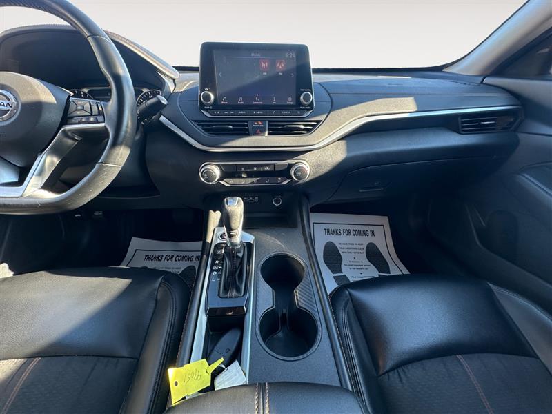 2019 Nissan Altima SR - Photo 22