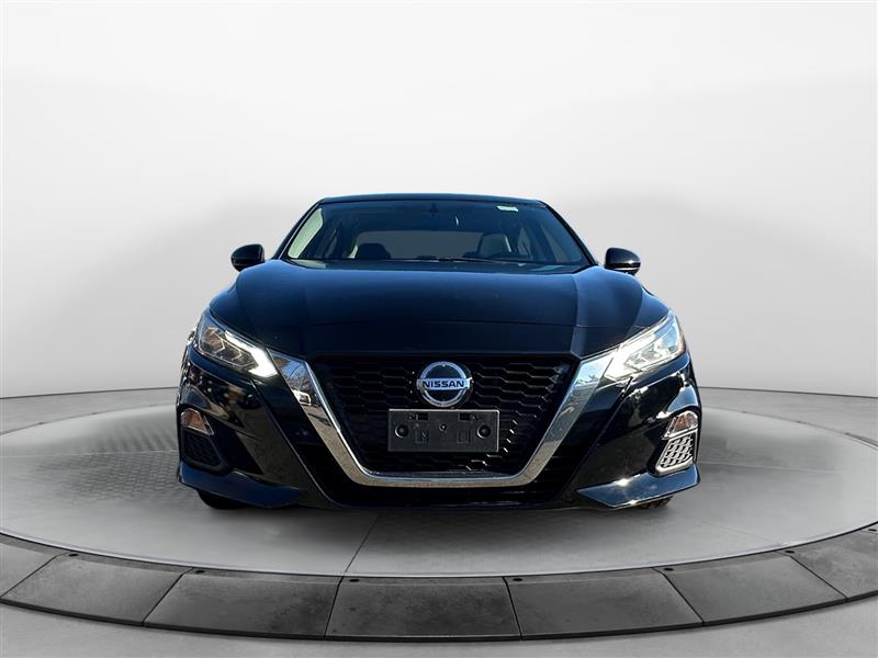 2019 Nissan Altima SR - Photo 16