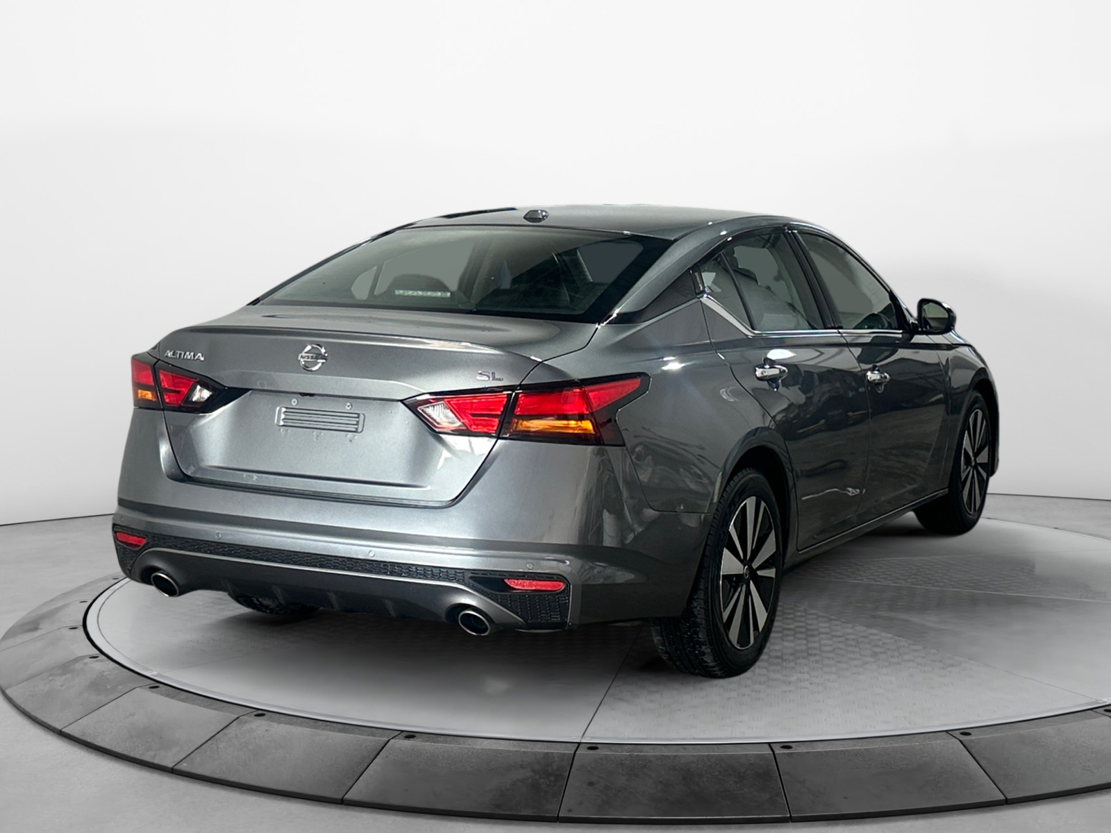 2020 Nissan Altima SL - Photo 9