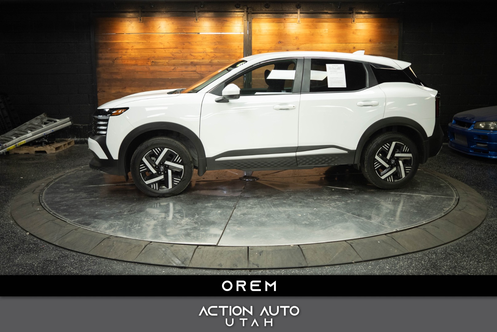 2025 Nissan Kicks SV