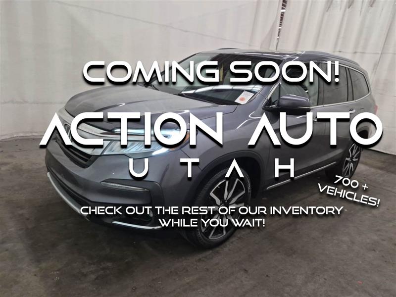 Silver 2021 Honda Pilot Touring AWD SUV / Crossover All-Wheel Drive Automatic