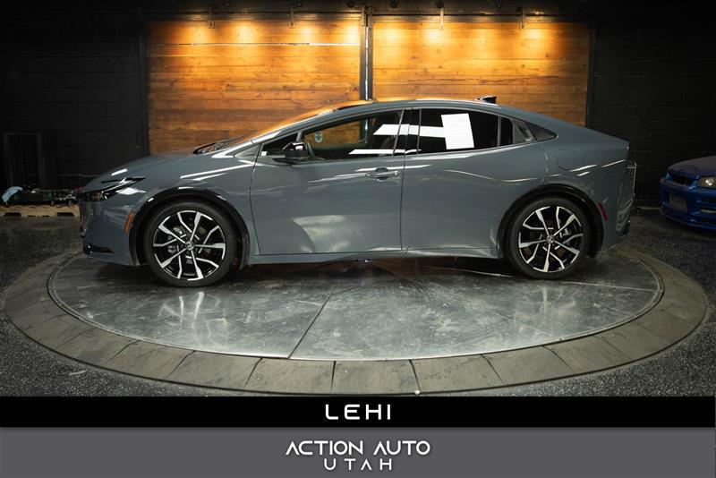 Gray 2026 Toyota Prius Plug-In Hybrid XSE FWD Hatchback Front-Wheel Drive Continuously Variable Transmission