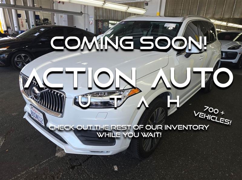 2021 Volvo XC90 T6 Momentum 7-Passenger AWD