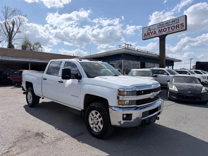 Summit White 2015 Chevrolet Silverado 3500HD LT Crew Cab 4WD Pickup Truck Four-Wheel Drive Automatic