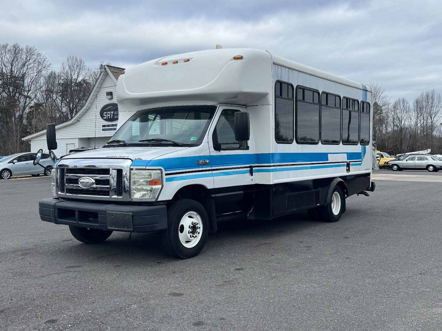 2014 Ford E-Series Cutaway