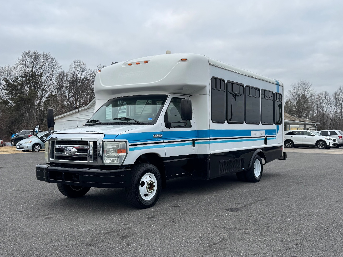 2014 Ford E-Series Cutaway