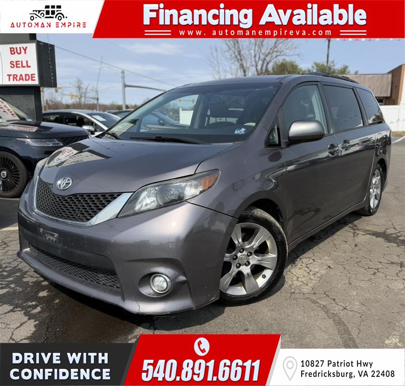 2012 TOYOTA SIENNA SE