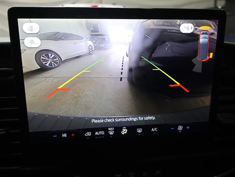 2023 FORD TRANSIT PASSENGER WAGON XLT