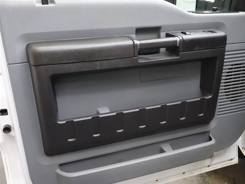 2016 FORD SUPER DUTY F-550 DRW XL/XLT