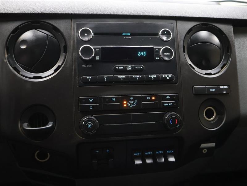 2016 FORD SUPER DUTY F-550 DRW XL/XLT