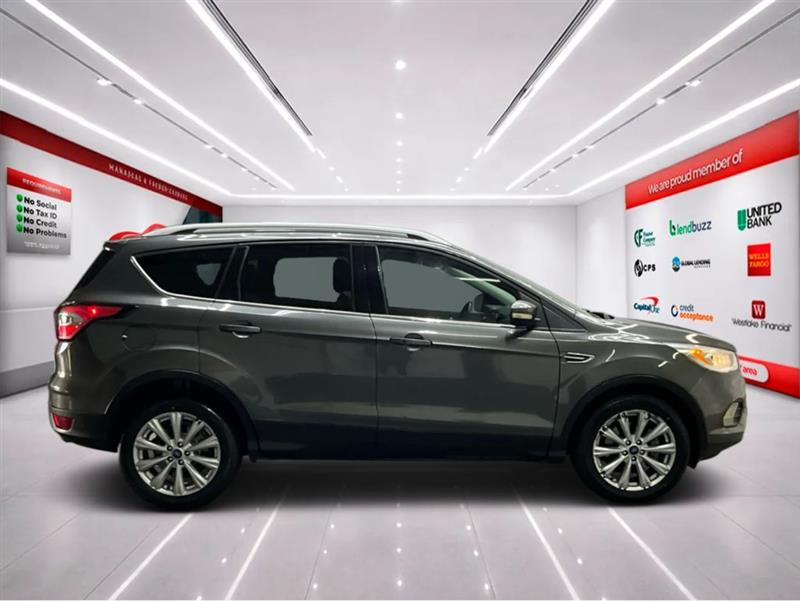 2017 FORD ESCAPE TITANIUM