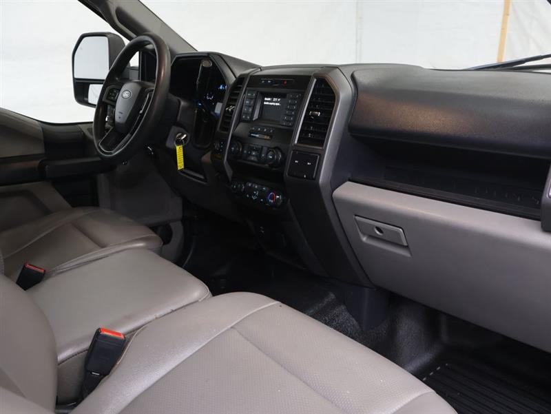 2022 FORD SUPER DUTY F-350 DRW XL