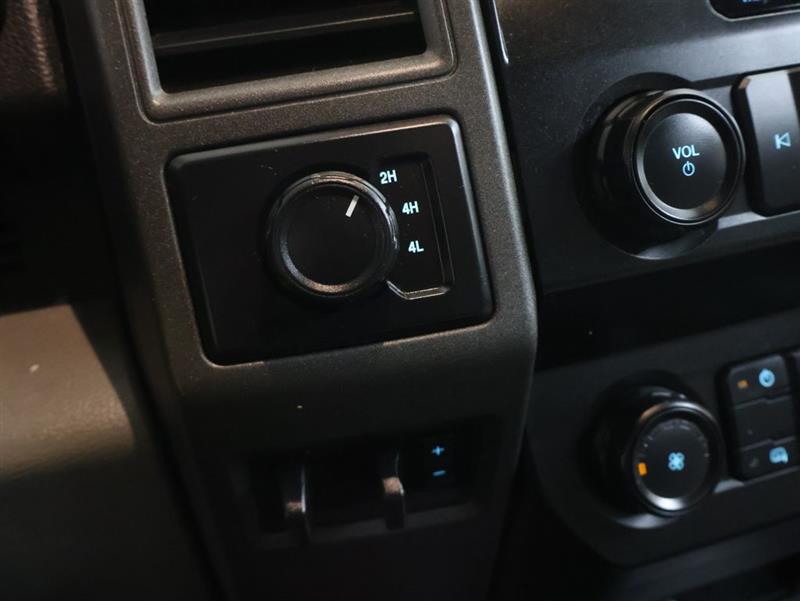 2022 FORD SUPER DUTY F-350 DRW XL