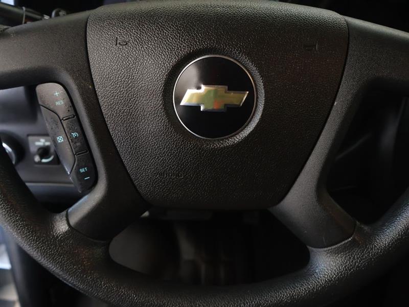 2023 CHEVROLET EXPRESS PASSENGER LS