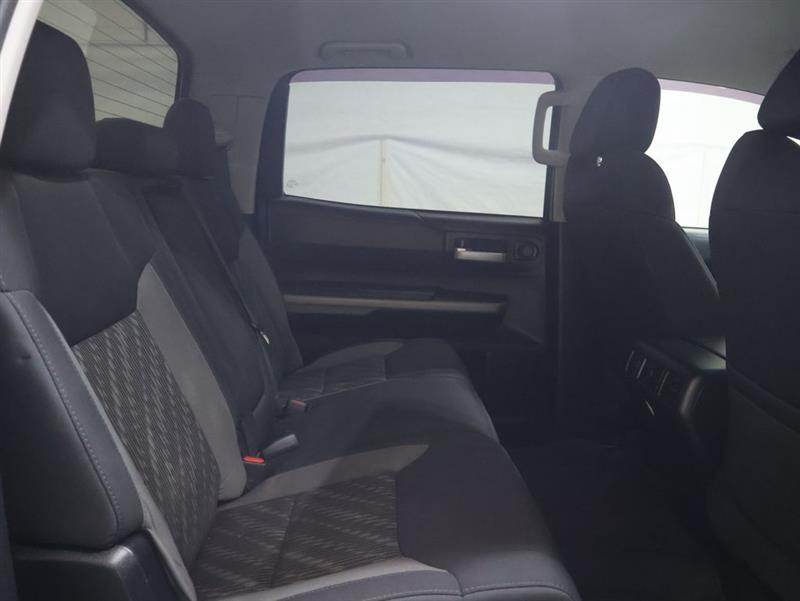 2023 CHEVROLET EXPRESS PASSENGER LS