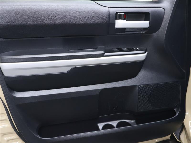 2023 CHEVROLET EXPRESS PASSENGER LS