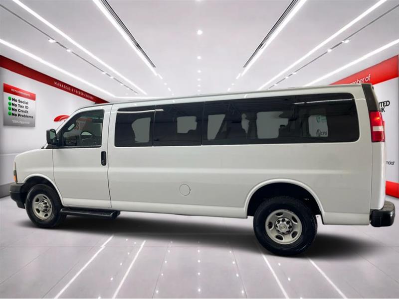 2023 CHEVROLET EXPRESS PASSENGER LS