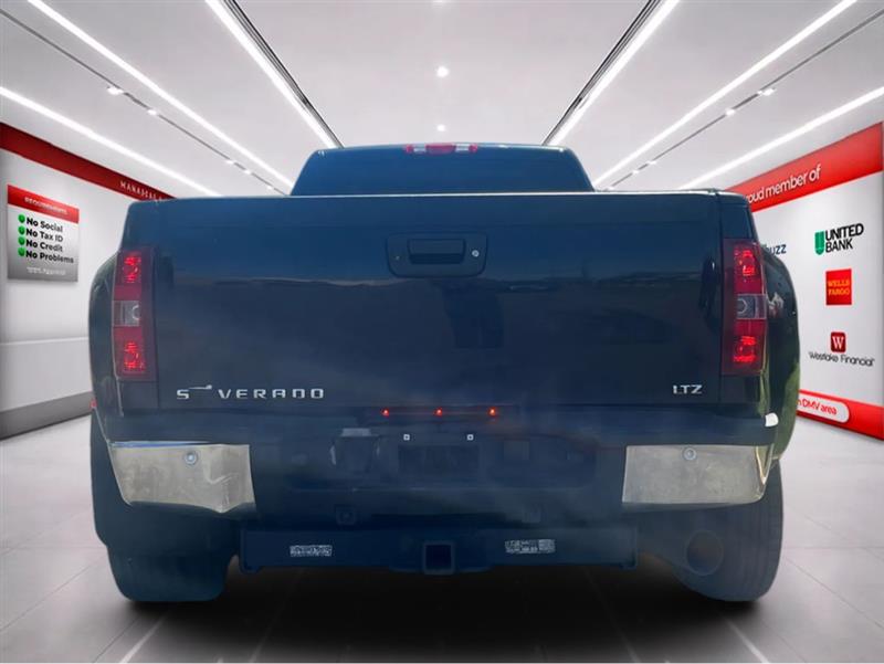 2011 CHEVROLET SILVERADO 3500HD LTZ