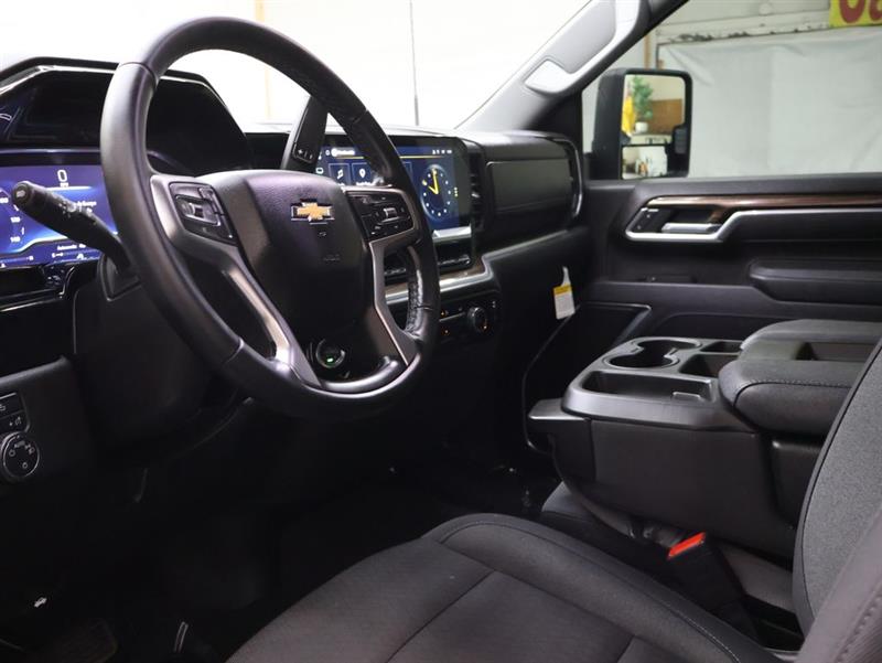 2025 CHEVROLET SILVERADO 3500HD LT