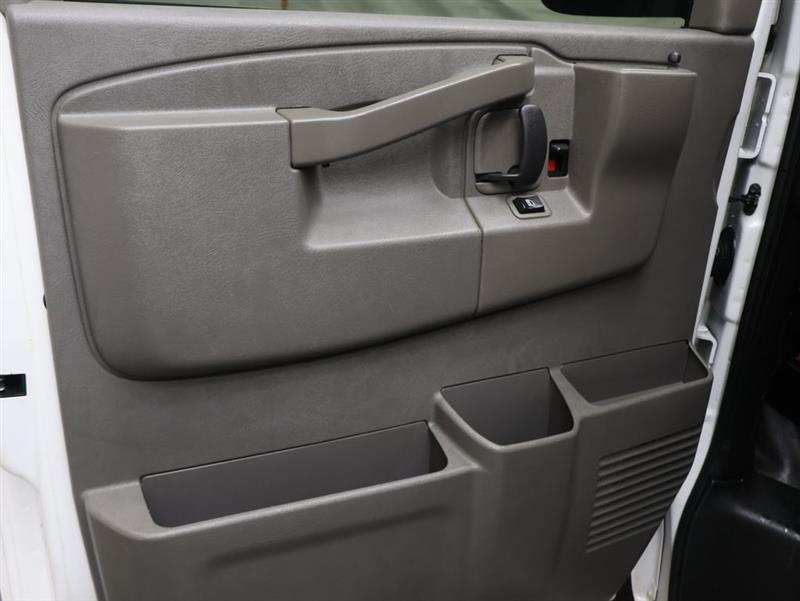 2020 GMC SAVANA CARGO VAN 