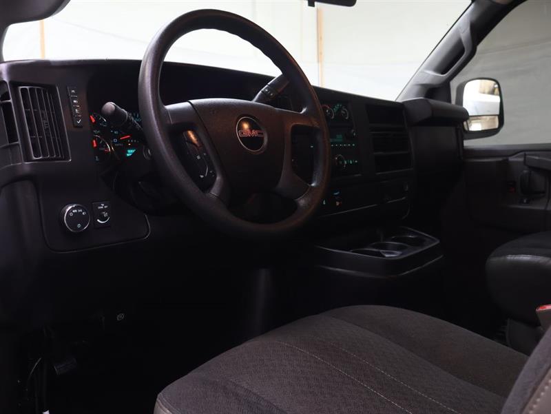 2020 GMC SAVANA CARGO VAN 