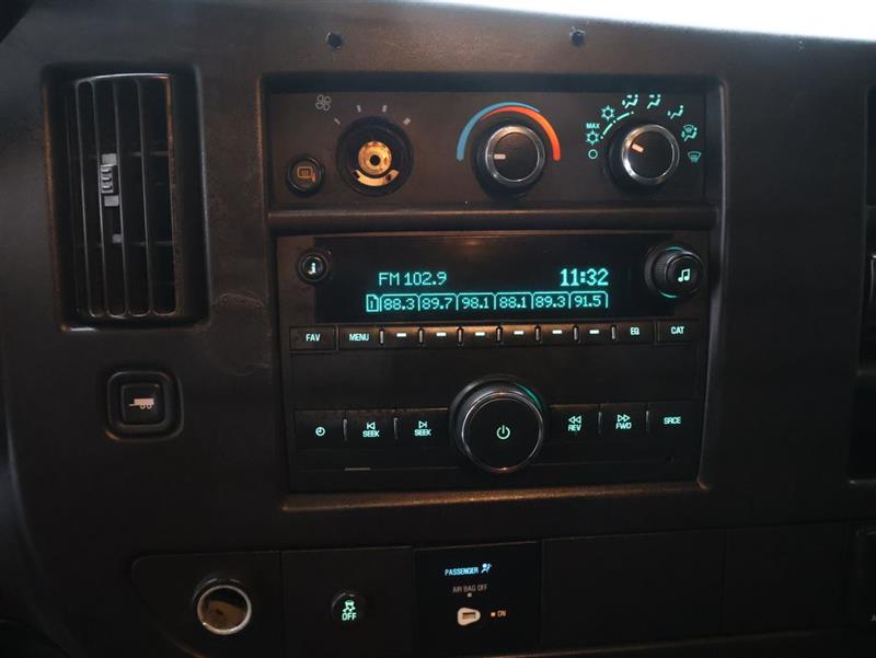 2020 GMC SAVANA CARGO VAN 