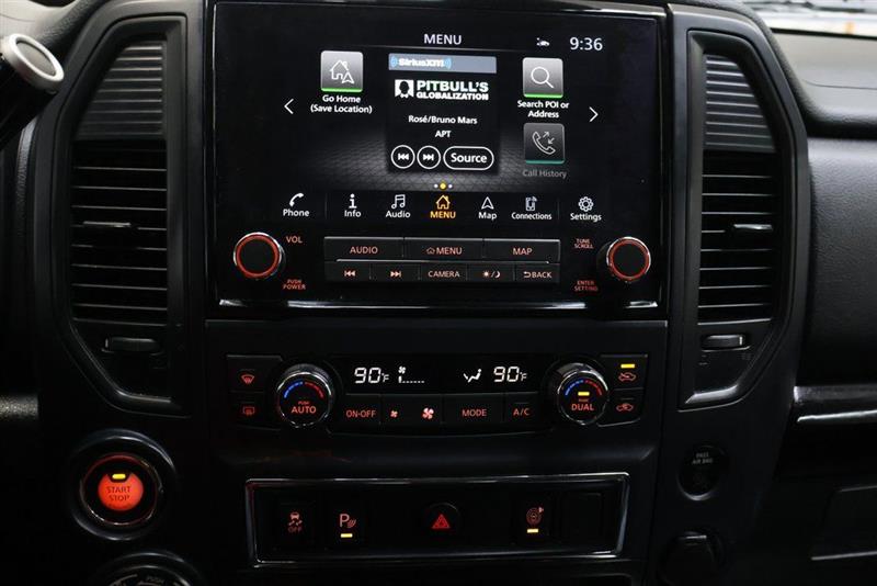 2022 NISSAN TITAN SV