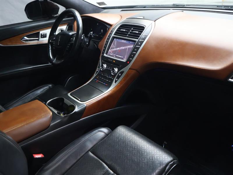 2020 LINCOLN NAUTILUS Black Label