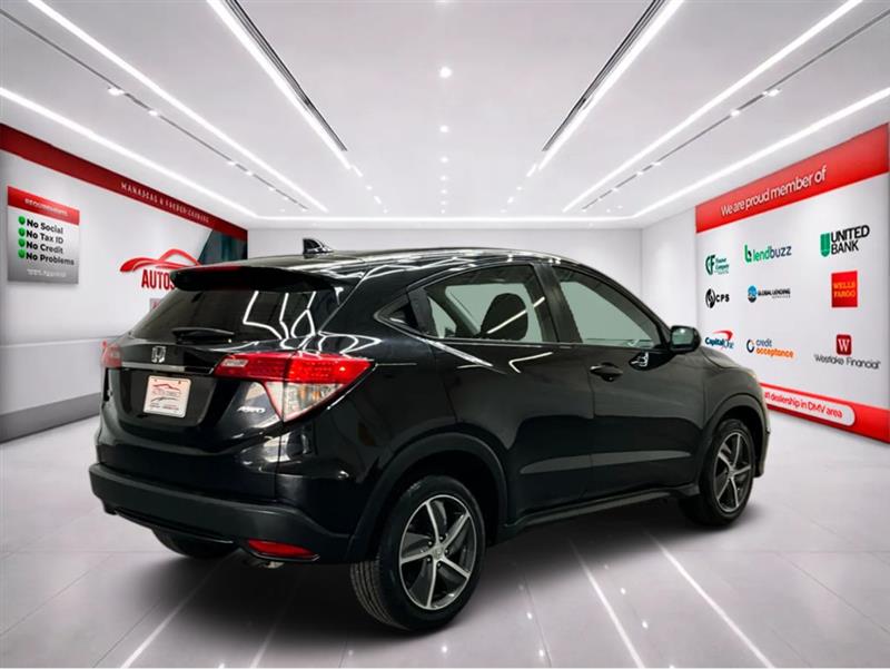 2019 HONDA HR-V LX