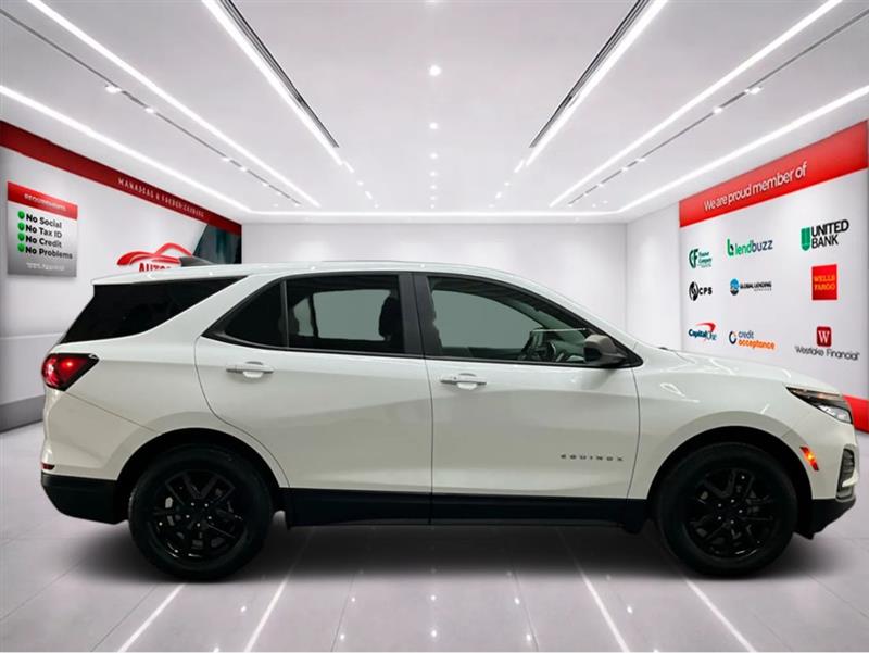 2022 CHEVROLET EQUINOX LS