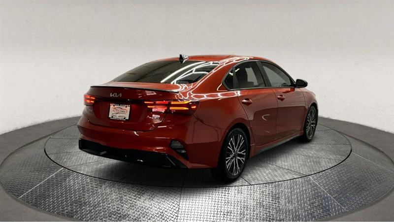 2022 KIA FORTE GT-LINE