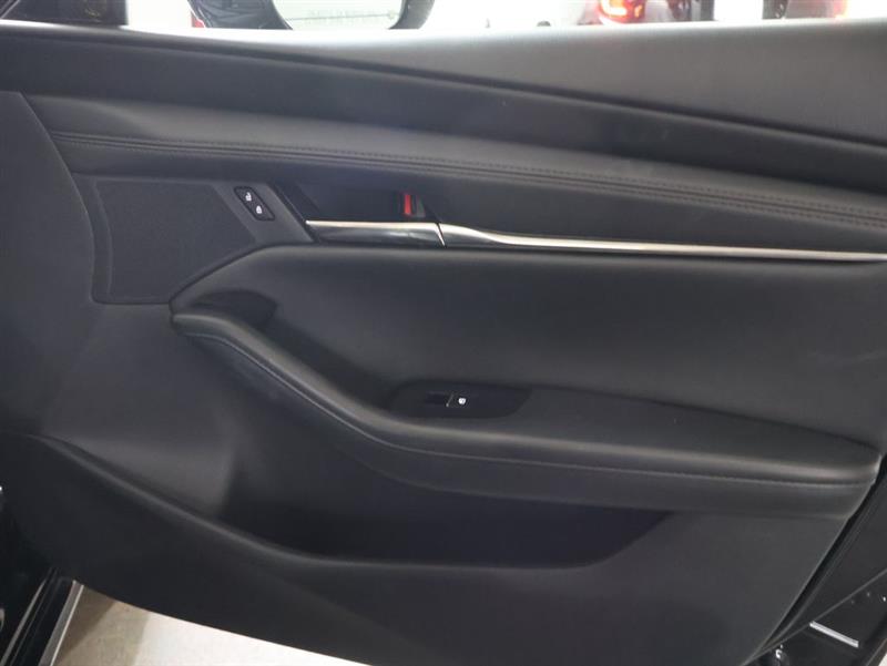 2025 MAZDA MAZDA3 SEDAN 2.5 S Preferred