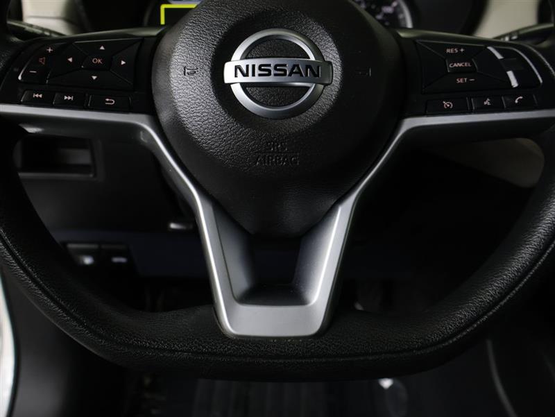 2022 NISSAN VERSA SV