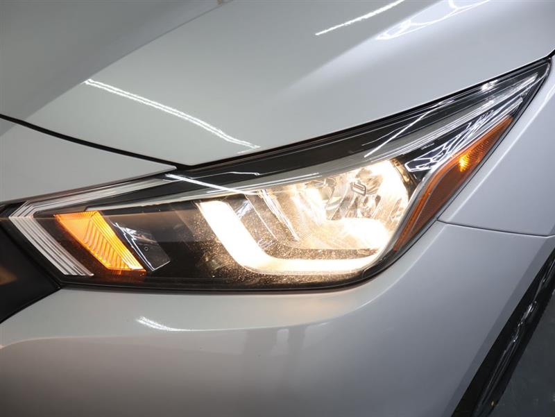 2022 NISSAN VERSA SV