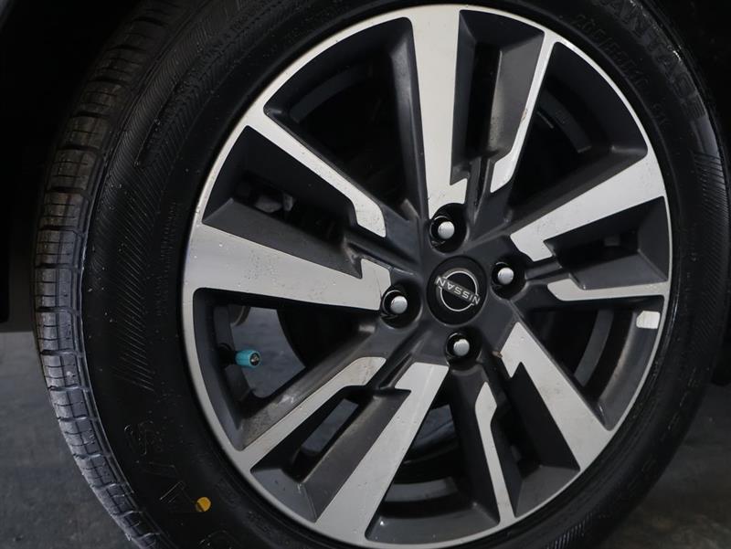 2023 NISSAN VERSA SV