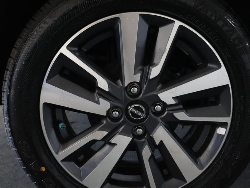 2023 NISSAN VERSA SV