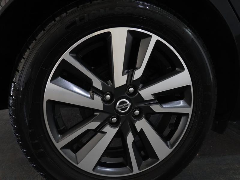 2022 NISSAN VERSA SV