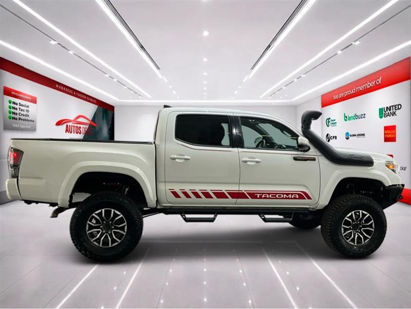 2019 TOYOTA TACOMA TRD SPORT