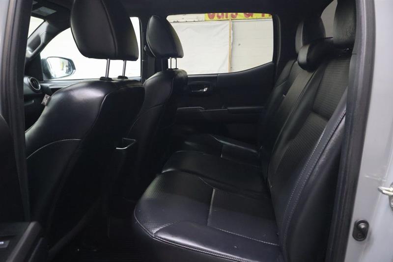 2019 TOYOTA TACOMA TRD SPORT