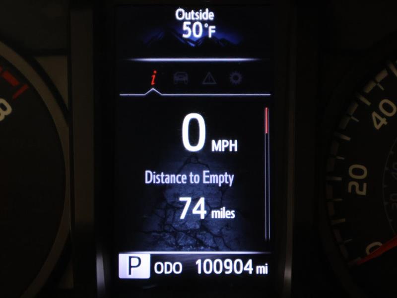 2021 TOYOTA TACOMA SR