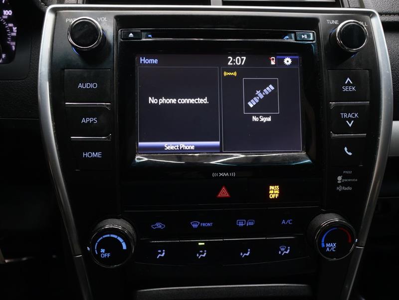 2016 TOYOTA CAMRY SE