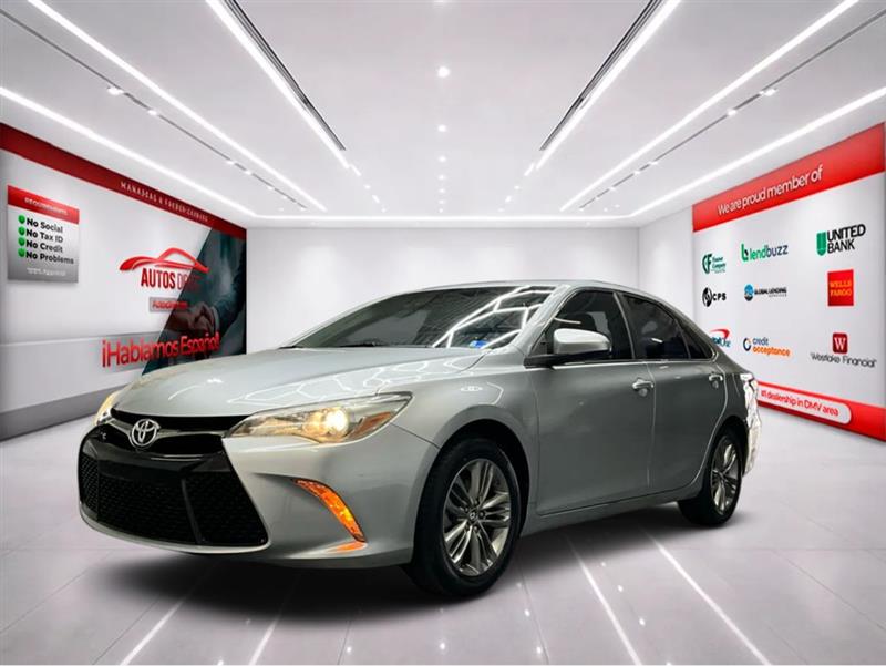 2016 TOYOTA CAMRY SE