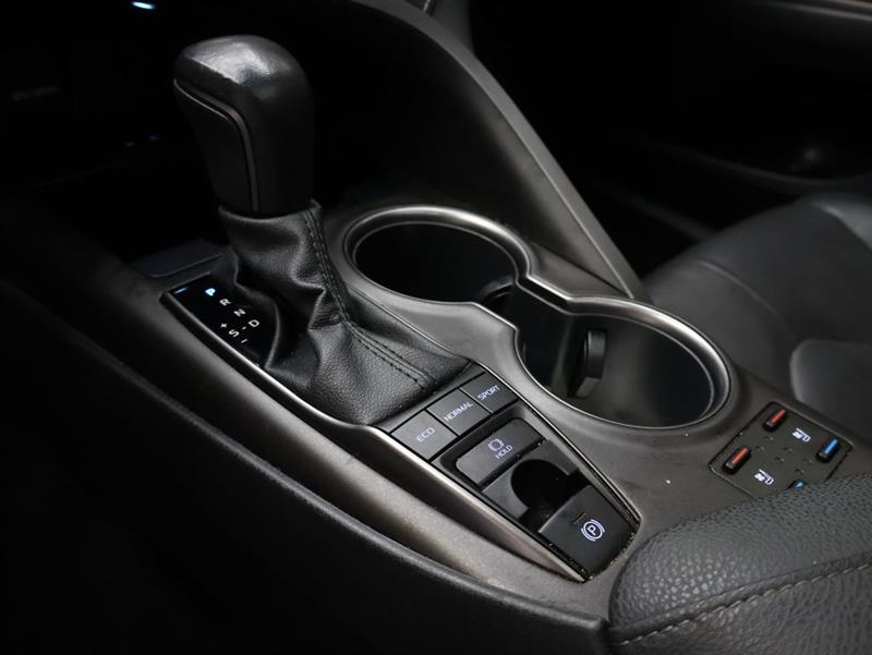 2022 TOYOTA CAMRY V6