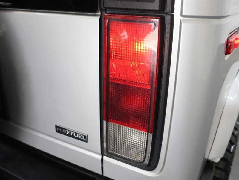 2009 HUMMER H2 SUV LUXURY