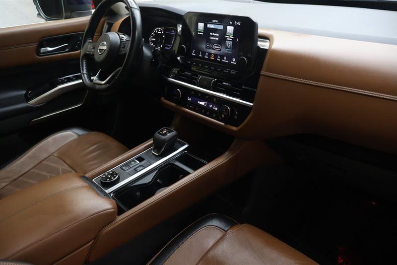 2022 NISSAN PATHFINDER PLATINUM