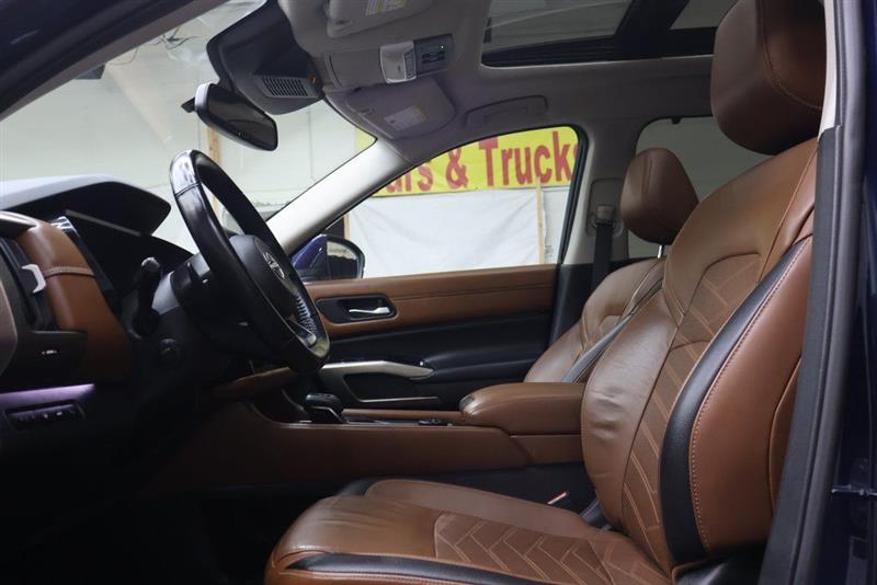 2022 NISSAN PATHFINDER PLATINUM