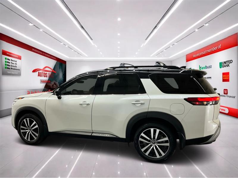 2023 NISSAN PATHFINDER PLATINUM