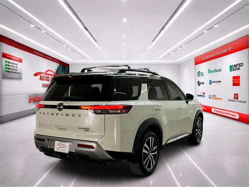 2023 NISSAN PATHFINDER PLATINUM